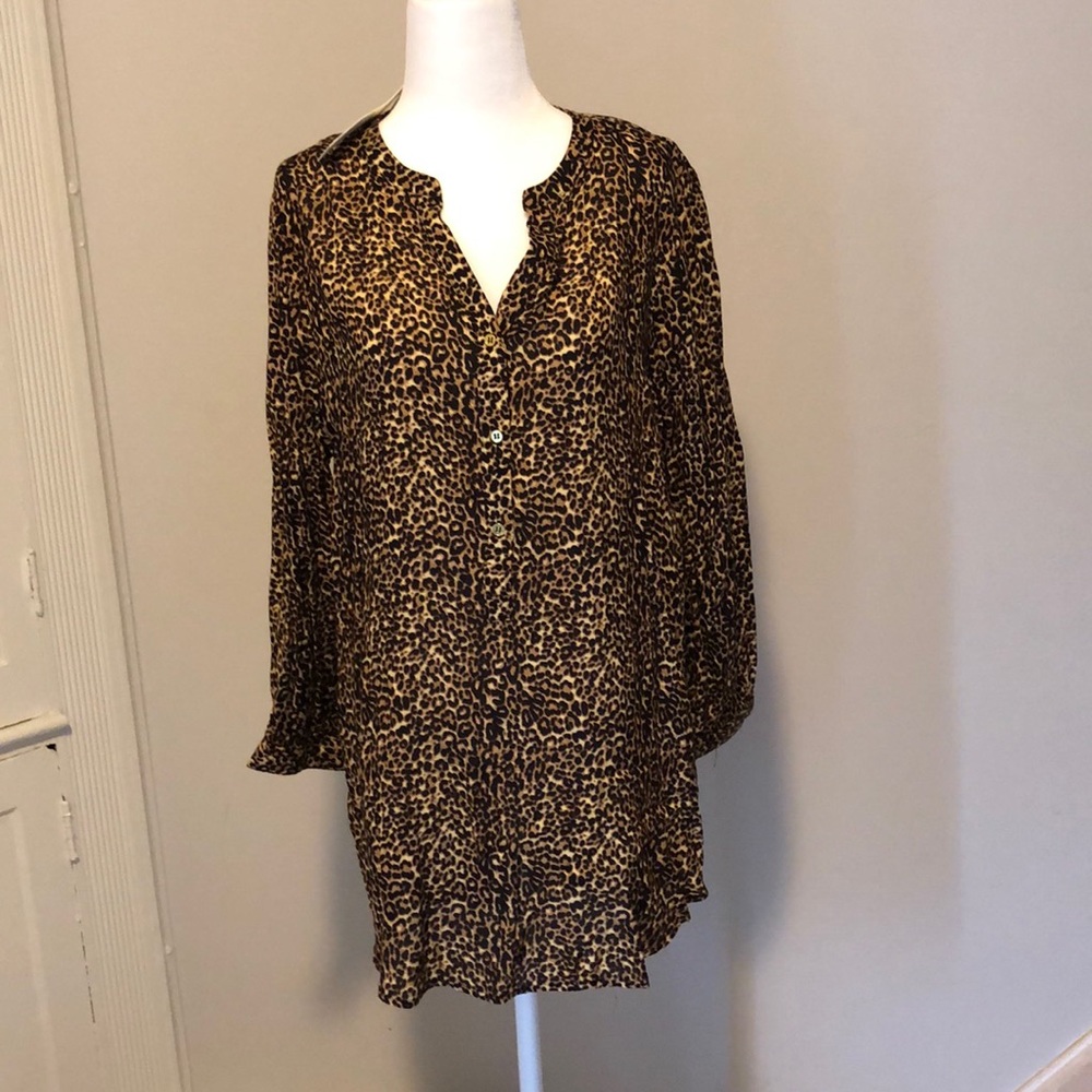 NWT leopard print top